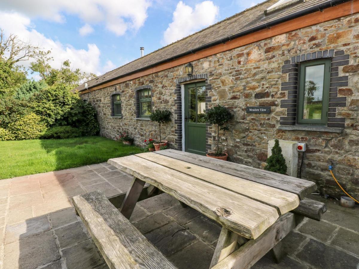 2 Fenton Home Farm Haverfordwest Exterior photo